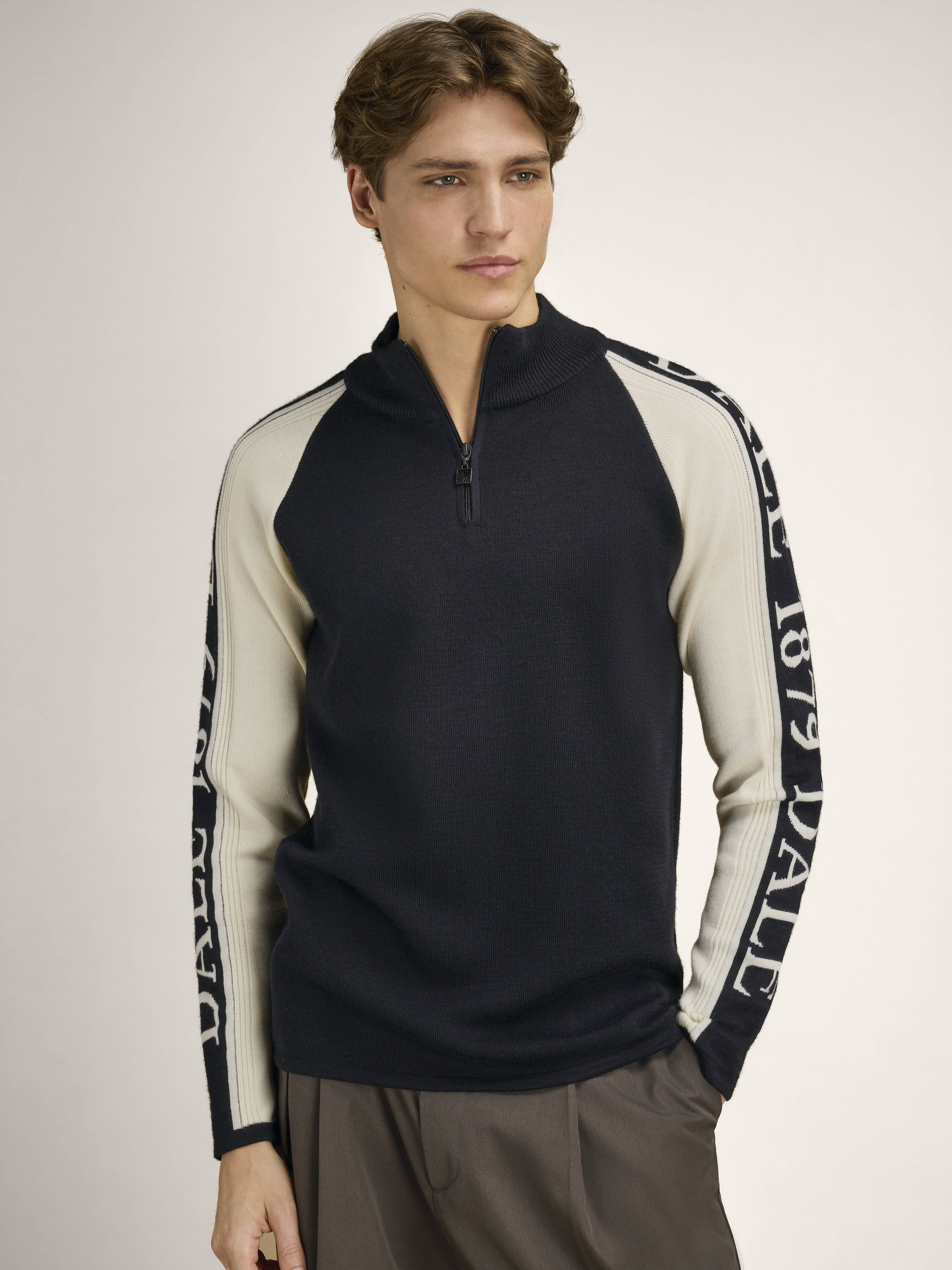 Skarstind 1879 Men's Sweater Black Offwhite
